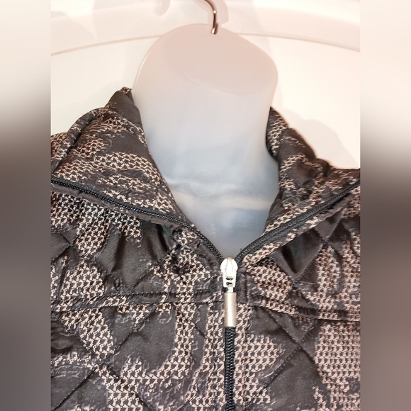 2/$30 INDIGO Black and Gray patterned Vest (#1,122) - Picture 5 of 7